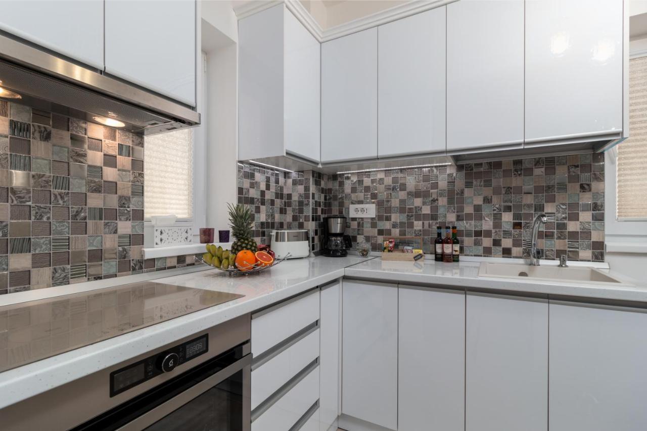 Premier Apartment Luceafarul Орадеа Екстериор снимка