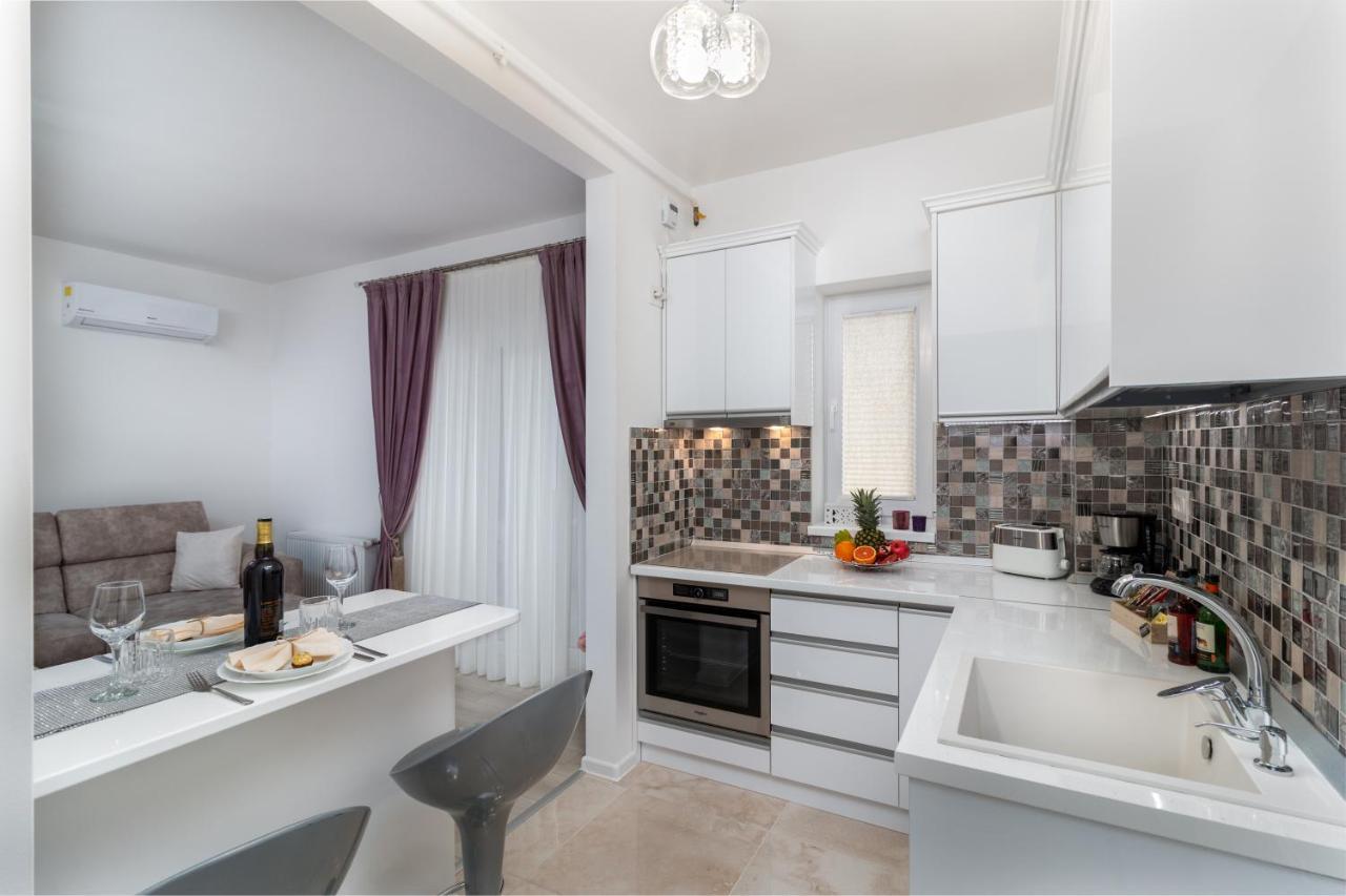 Premier Apartment Luceafarul Орадеа Екстериор снимка