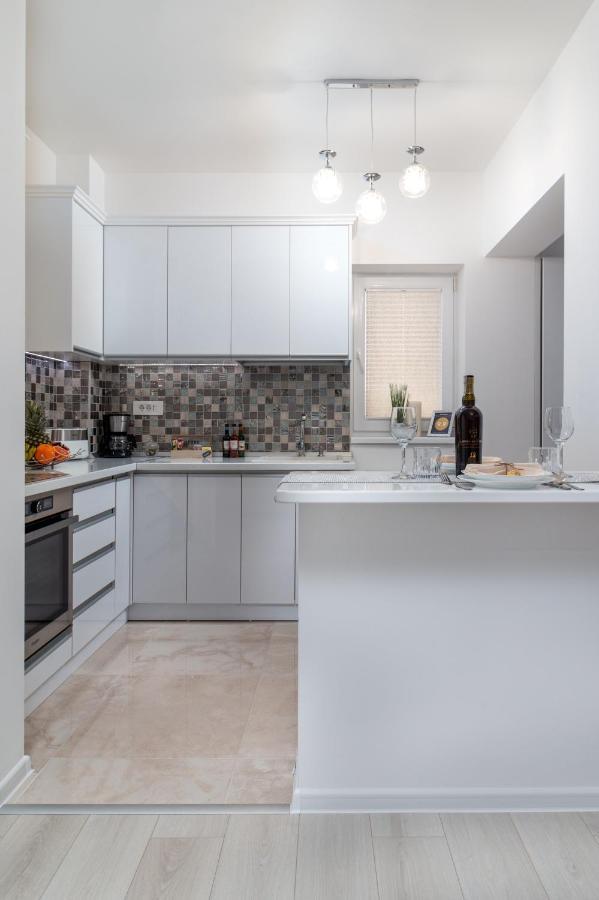 Premier Apartment Luceafarul Орадеа Екстериор снимка